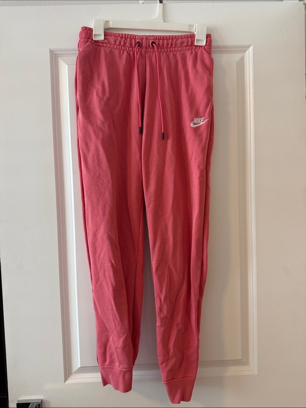 Nike Girls' Coral Pink Jogger Sweatpants